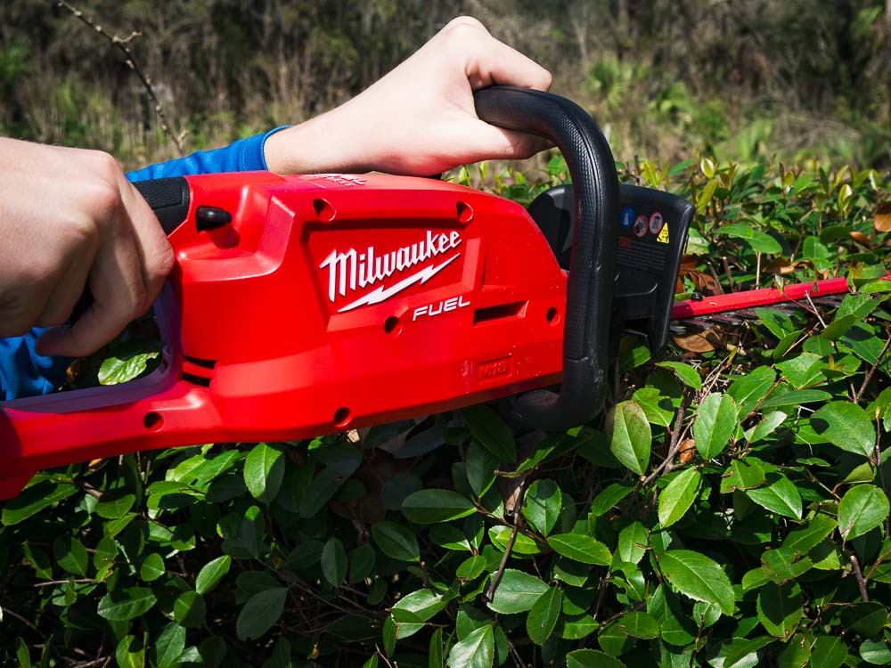 best battery powered hedge trimmer 2020