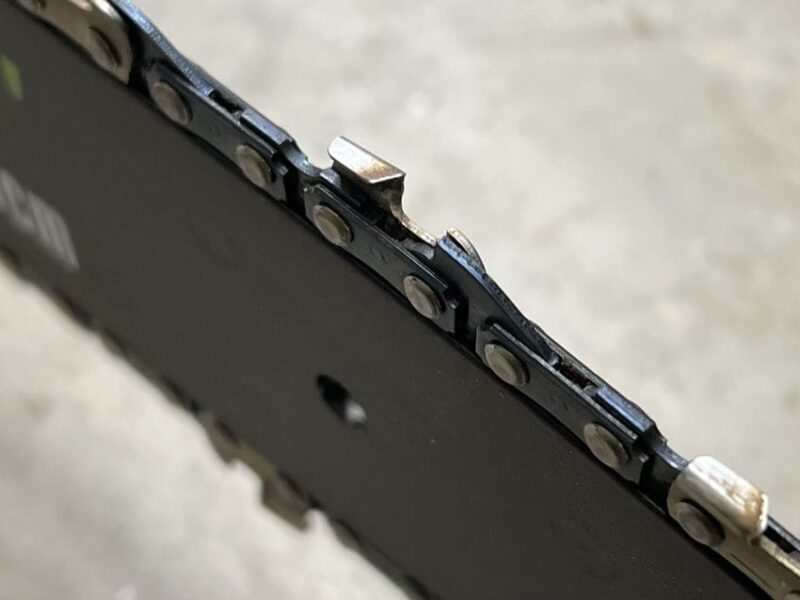 sharpen chainsaw chain bar