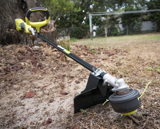Straight Shaft vs Curved Shaft String Trimmers