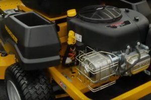 Hustler Dash Zero Turn Mower Briggs 10.5hp