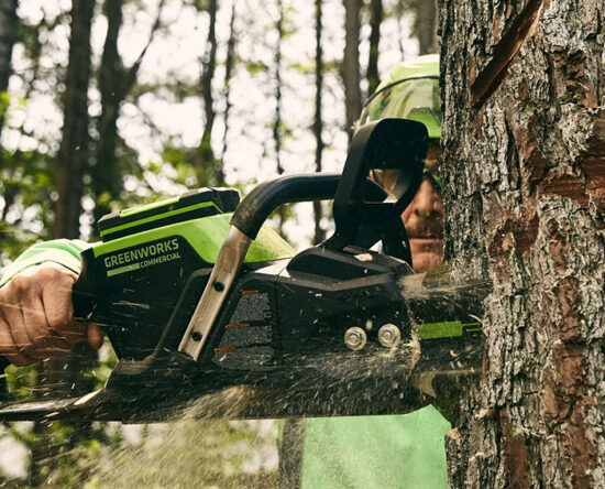 Greenworks Commercial 82V 20-Inch Chainsaw