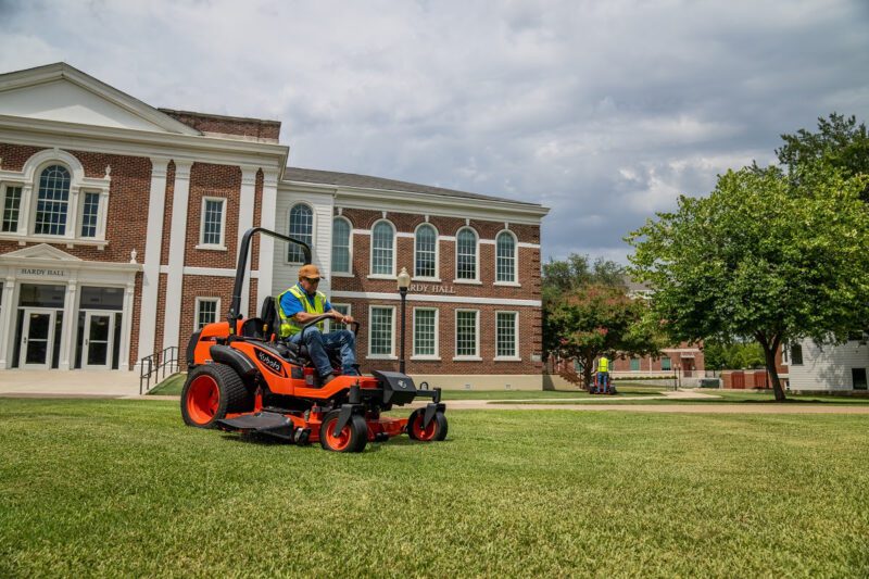 Kubota ZD1611