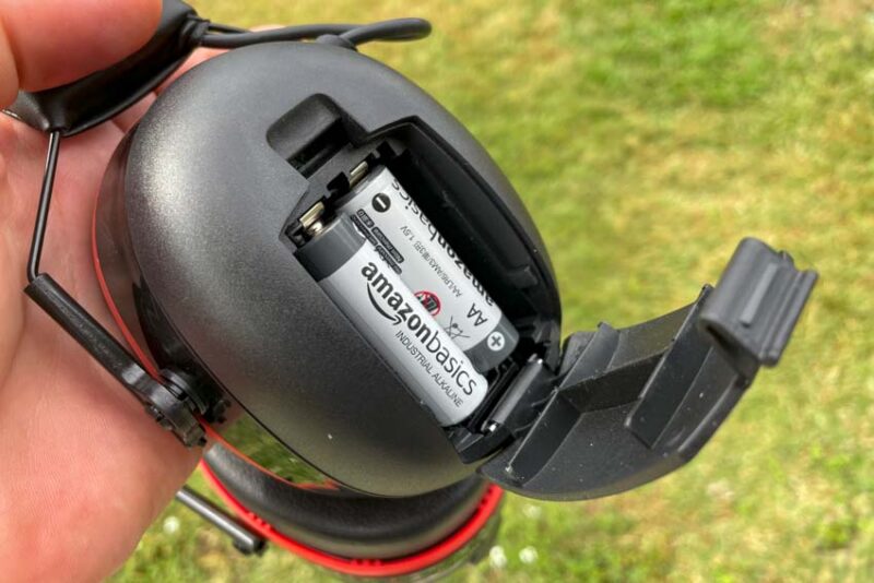 IsoTune Earmuff AA batteries