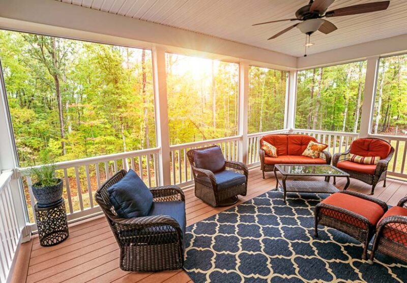 backyard screened deck