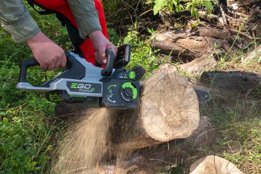 EGO 16-inch Battery-Powered Chainsaw Review