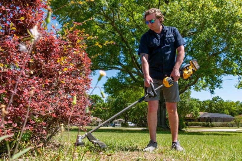 Dewalt flexvolt deals 60v weed eater