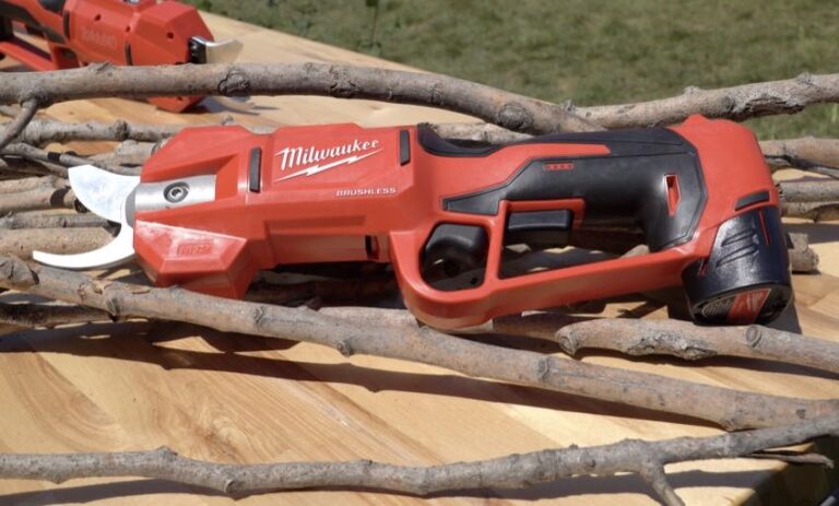 Milwaukee M12 Brushless Pruning Shears - Pro Tool Reviews