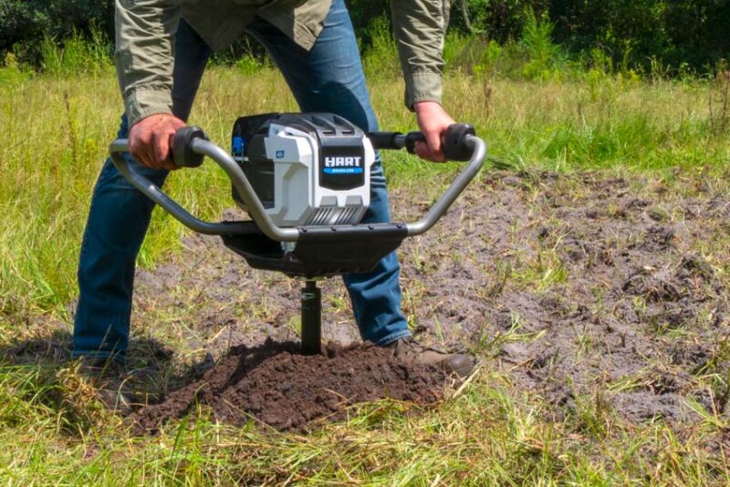 Battery-Powered Earth Auger digging
