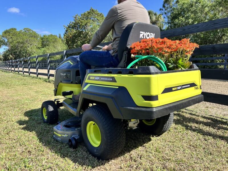 Ryobi T46Li bed