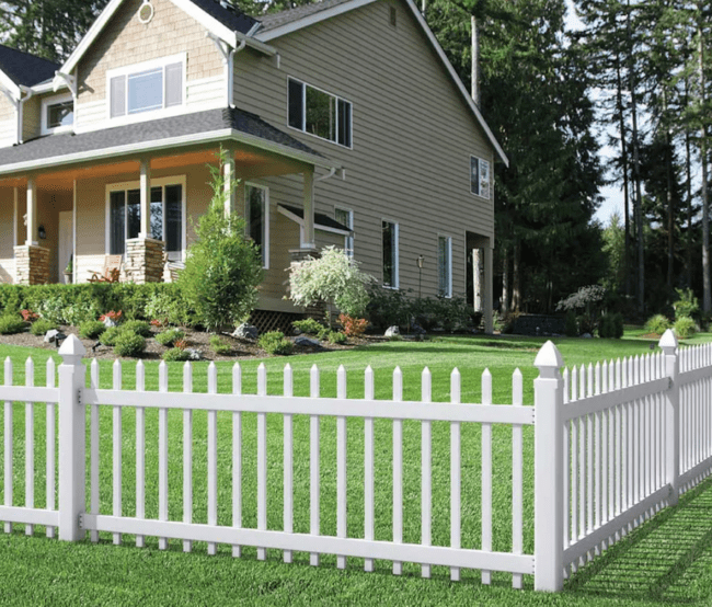 Types of Fencing for Yards - Materials & Uses - OPE Reviews