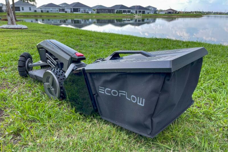 ecoflow blade lawn sweeper attachment
