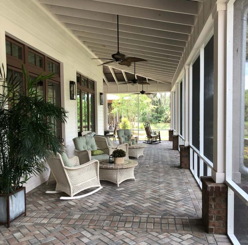screened-in front porch