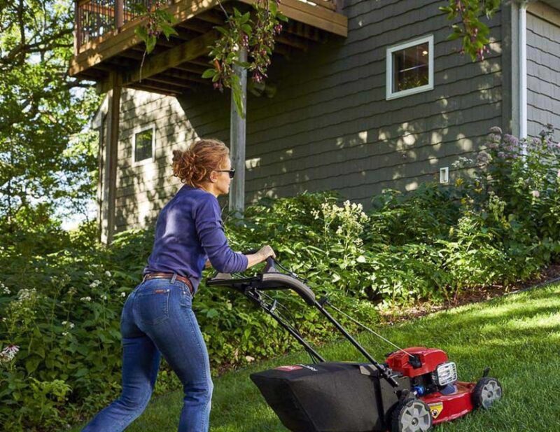 Toro Recycler All Wheel Drive 22 inch mower