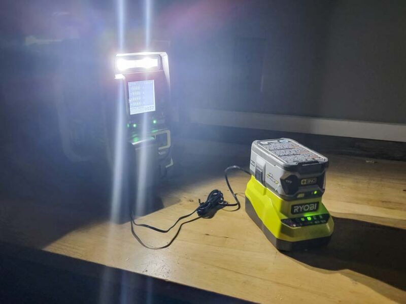 ryobi 18v portable power station features