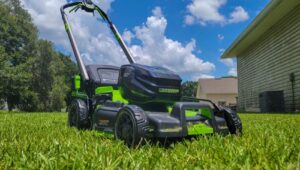 Greenworks 80V Pro 22-inch Self-Propelled lawn mower